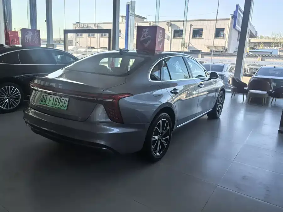 Hongqi H5 PHEV Hongqi H5 PHEV 2025 170 Super Hybrid Edition 2025 — миниатюра 2