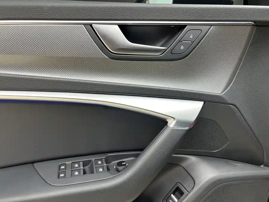 Audi A6L 2022 45 TFSI Premium Dynamic Model 2022 — миниатюра 2