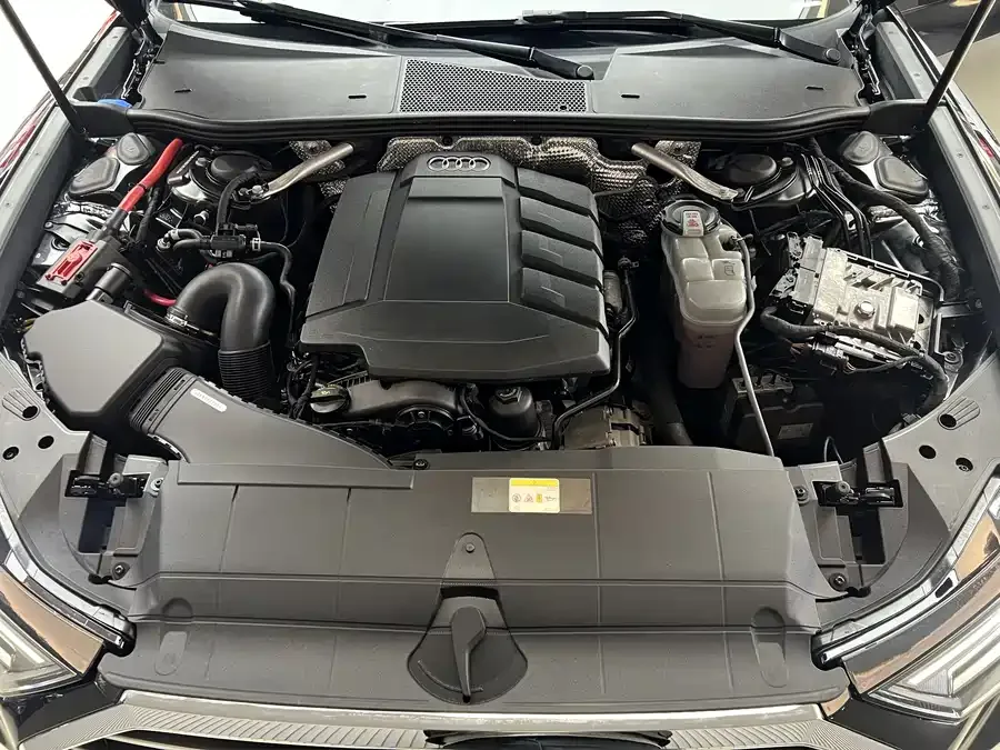 Audi A6L 2022 45 TFSI Premium Dynamic Model 2022 — миниатюра 5
