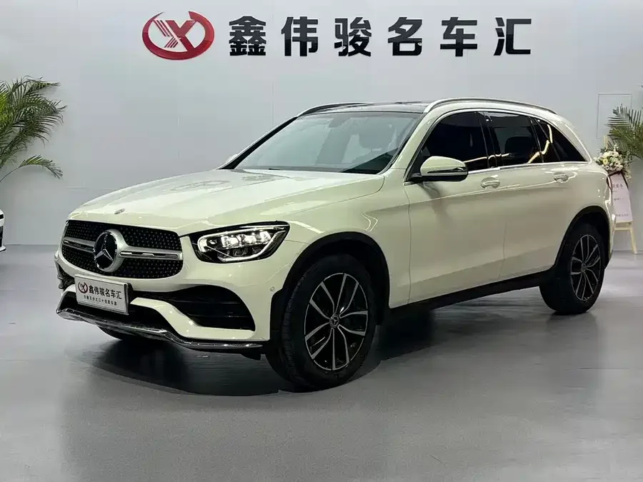 Mercedes-Benz GLC-Class Mercedes-Benz GLC 2022 GLC 260 L 4MATIC Luxury Edition 2022 — фото 1, купить с доставкой в Москву