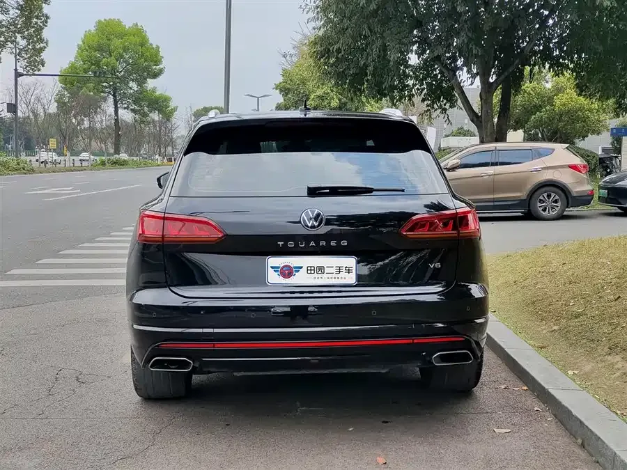 Volkswagen Touareg Touareg 2022 3.0TSI Ruixiang Edition Classic Sports Package 2023 — миниатюра 2