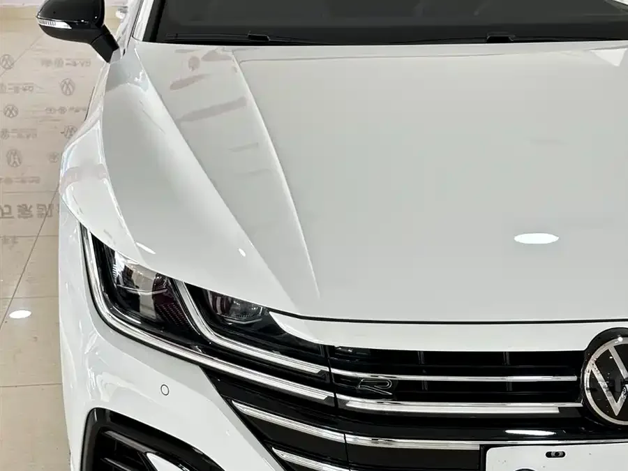 Volkswagen FAW- CC FAW-Volkswagen CC 2025 380TSI Eye-catching Public Edition 2025 — миниатюра 4