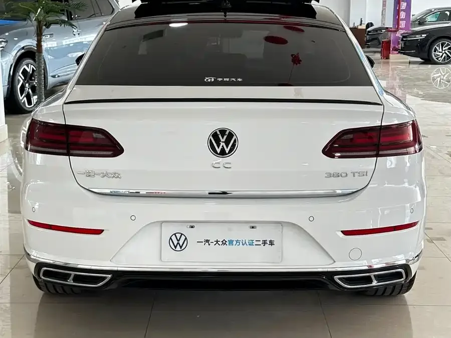 Volkswagen FAW- CC FAW-Volkswagen CC 2025 380TSI Eye-catching Public Edition 2025 — миниатюра 5