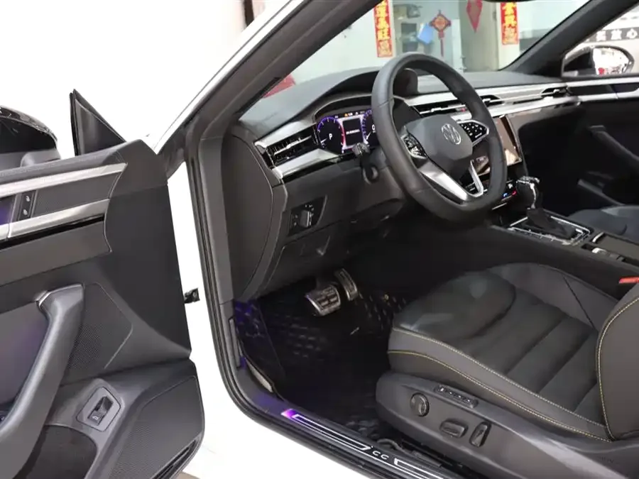Volkswagen FAW- CC FAW-Volkswagen CC 2023 380TSI Eye-catching Edition 2023 — миниатюра 3