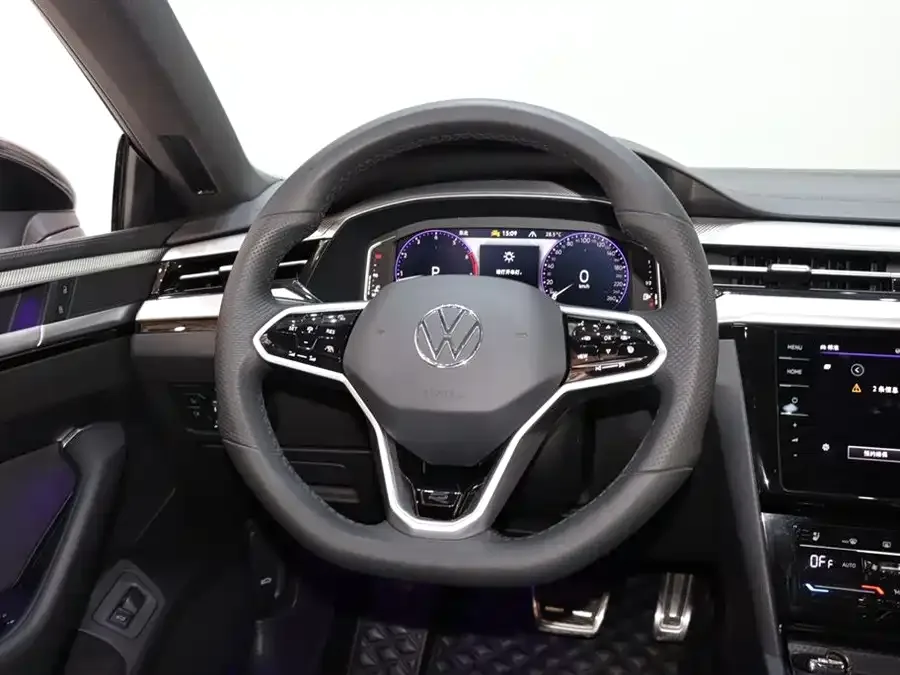 Volkswagen FAW- CC FAW-Volkswagen CC 2023 380TSI Eye-catching Edition 2023 — миниатюра 4