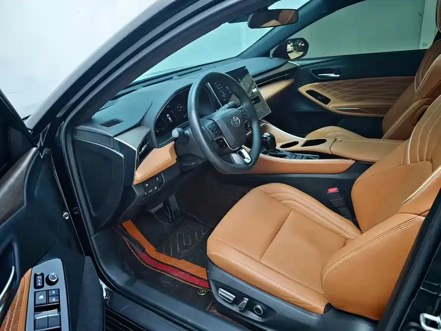 Toyota Avalon 2024 Avalon Hybrid 2.0L Luxury Edition 2025 — миниатюра 4