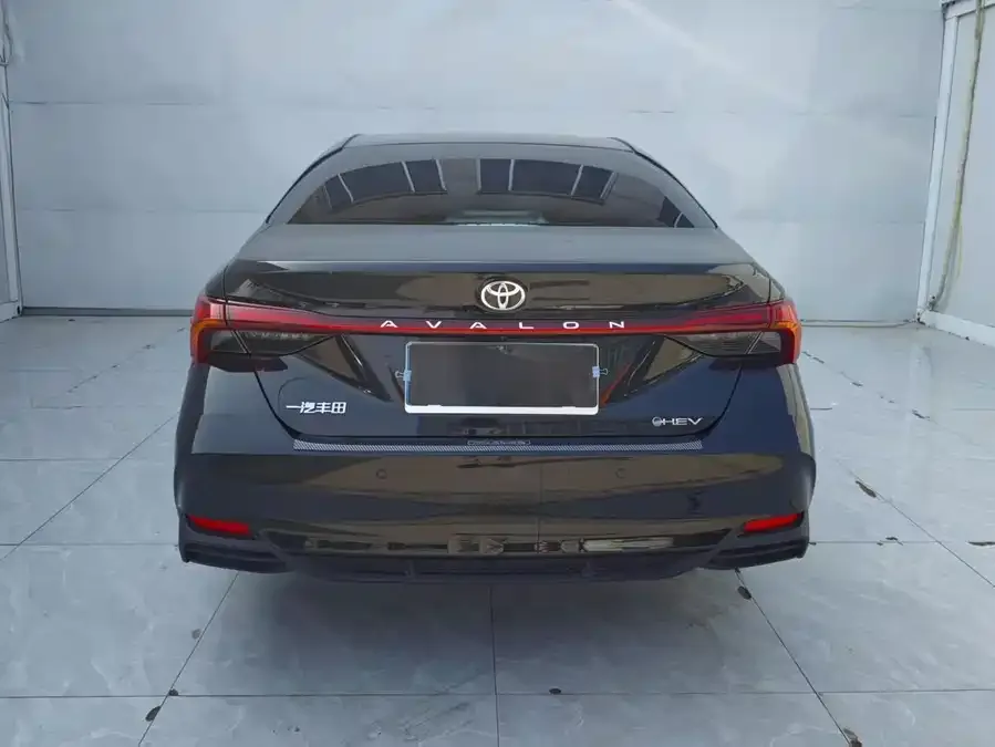 Toyota Avalon 2024 Avalon Hybrid 2.0L Luxury Edition 2025 — миниатюра 5