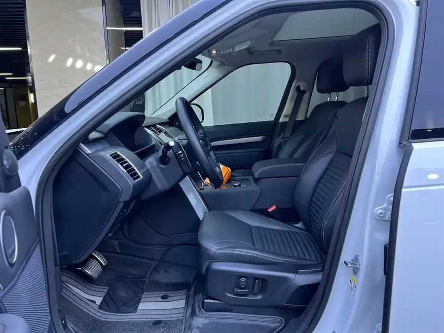 Land Rover finds Discover the 2024 360PS Dynamic SE 2024 — миниатюра 2