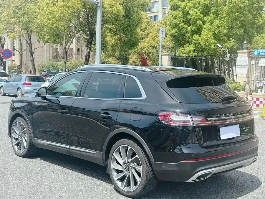 Lincoln Navigator Voyager 2022 2.7T four-wheel drive elegant version 2022 — миниатюра 2