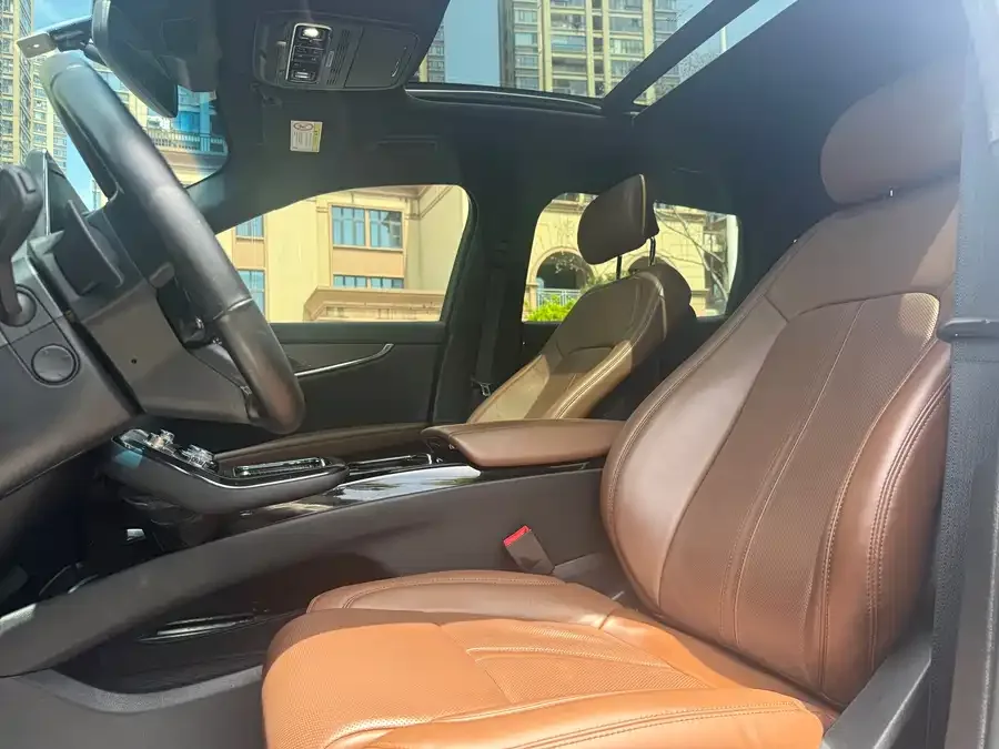 Lincoln Navigator Voyager 2022 2.7T four-wheel drive elegant version 2022 — миниатюра 3