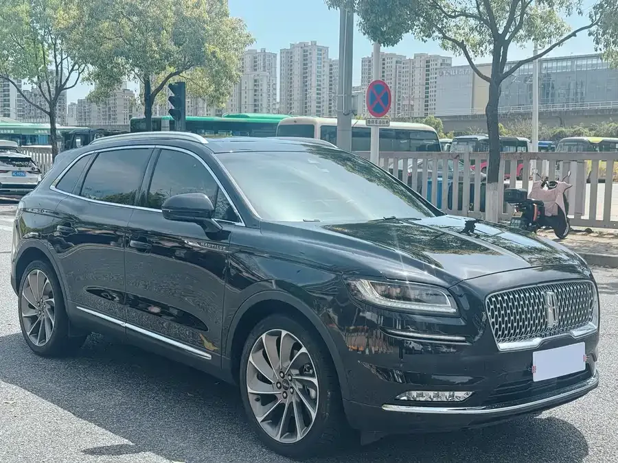 Lincoln Navigator 2022