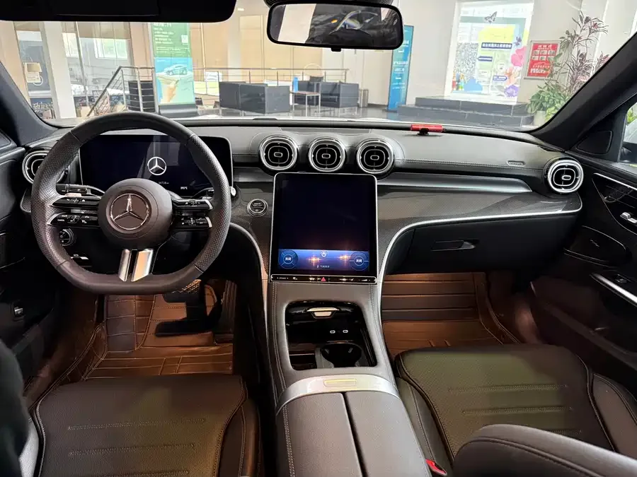 Mercedes-Benz Class C Mercedes-Benz C-Class 2024 C 260 L Sports Edition 2024 — миниатюра 2
