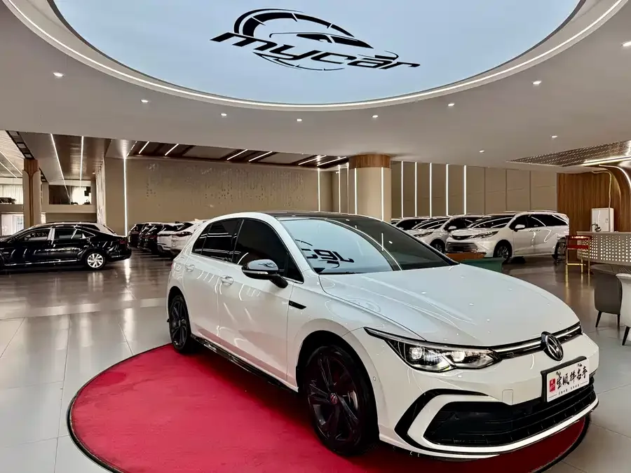 Volkswagen golf Golf 2023 280TSI DSG R-Line Lite 2024 — миниатюра 3