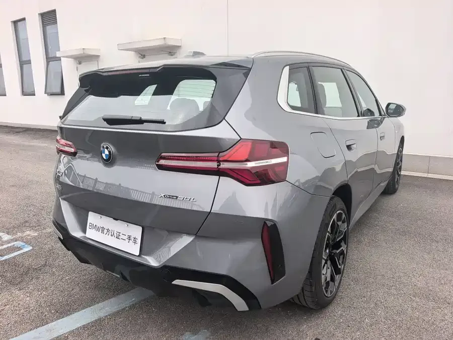 BMW X3 2025 xDrive30L Exclusive M Sport Package 2025 — миниатюра 3