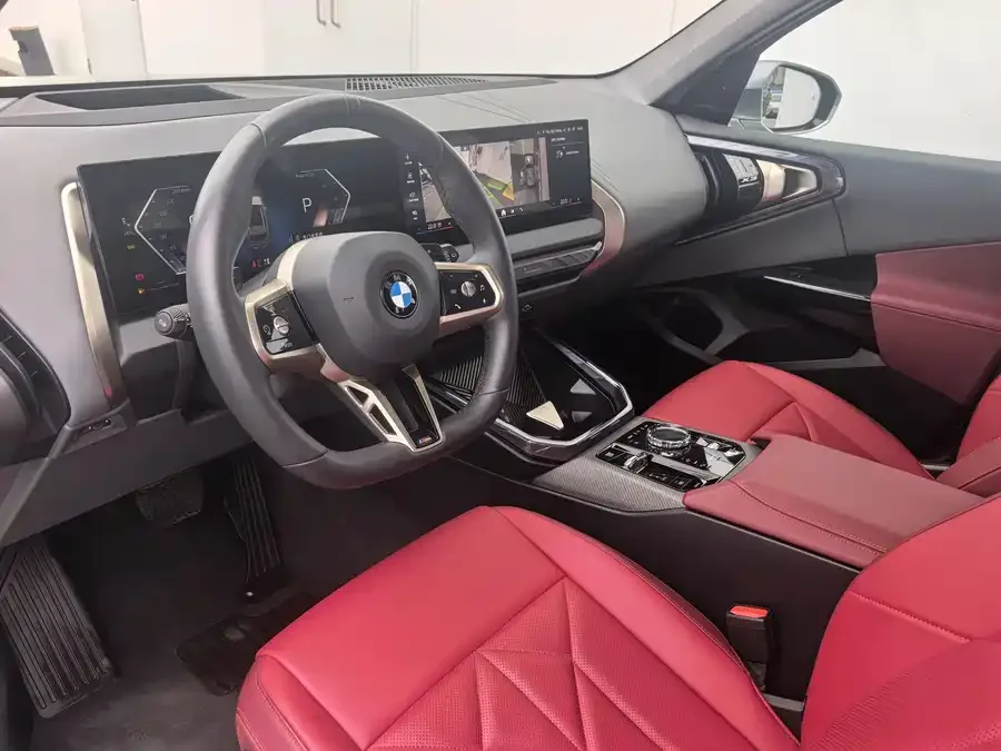 BMW X3 2025 xDrive30L Exclusive M Sport Package 2025 — миниатюра 4