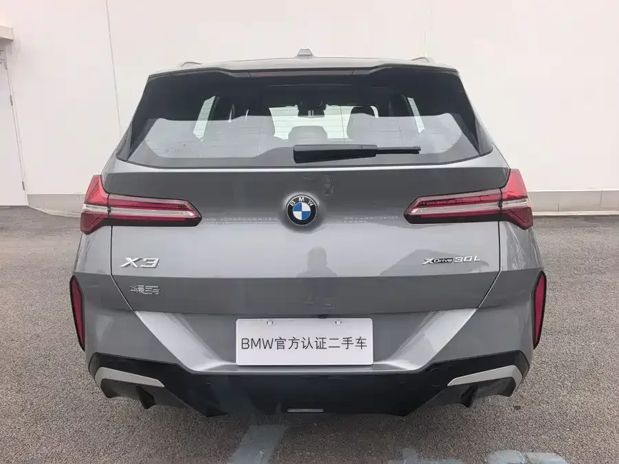BMW X3 2025 xDrive30L Exclusive M Sport Package 2025 — миниатюра 5
