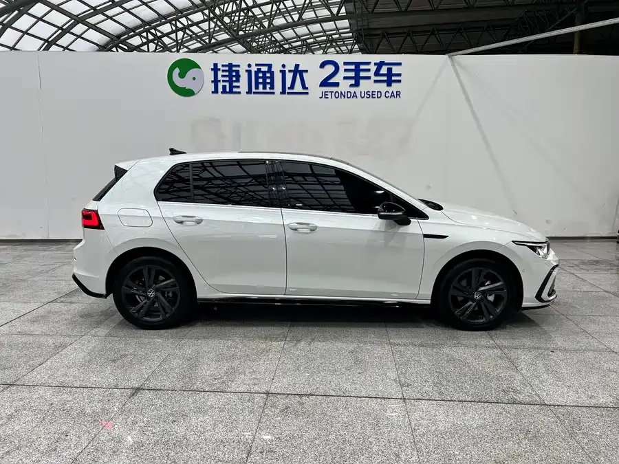 Volkswagen golf Golf 2023 facelift 280TSI DSG R-Line Lite 2024 — миниатюра 3