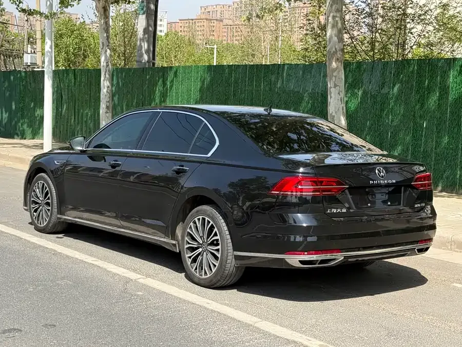 Volkswagen Phaeton / Phideon 2021 Phideon 380TSI Luxury Edition 2022 — миниатюра 3