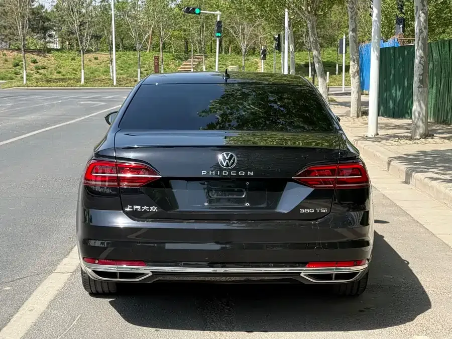 Volkswagen Phaeton / Phideon 2021 Phideon 380TSI Luxury Edition 2022 — миниатюра 5