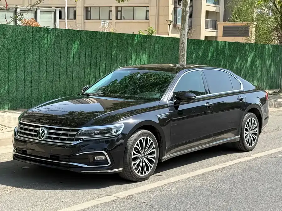 Volkswagen Phaeton / Phideon 2022