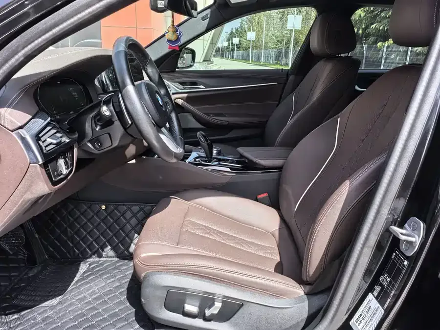 BMW 5 Series BMW 5 Series 2022 530Li Leading M Sport Package 2023 — миниатюра 2