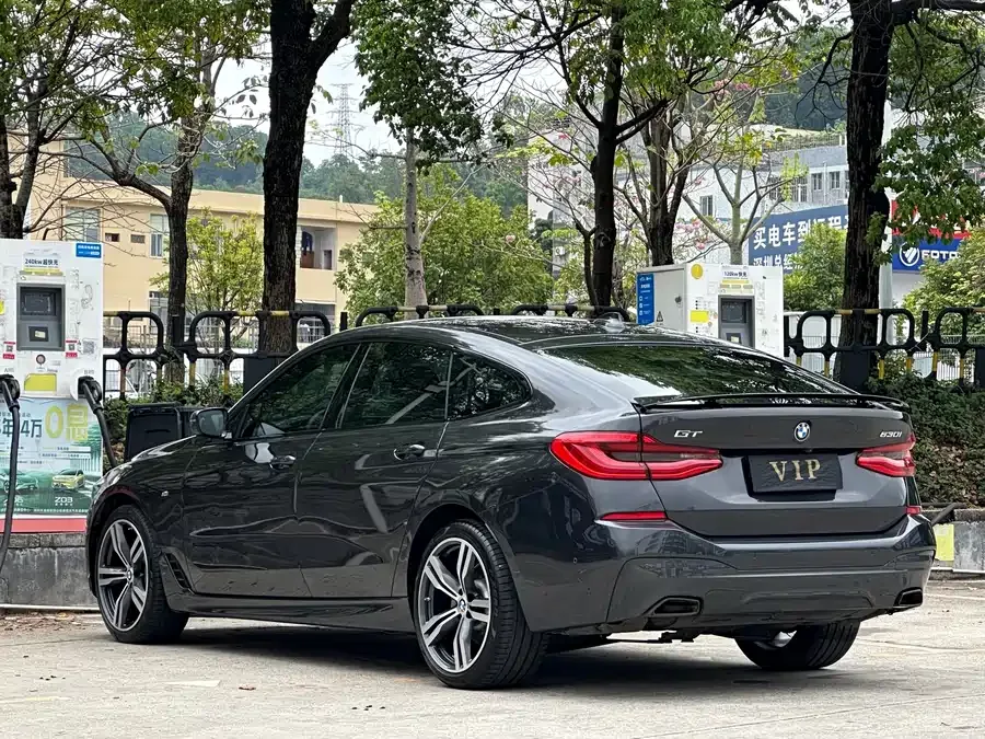 BMW 6 Series GT 2022 630i M Sport Package 2022 — миниатюра 3