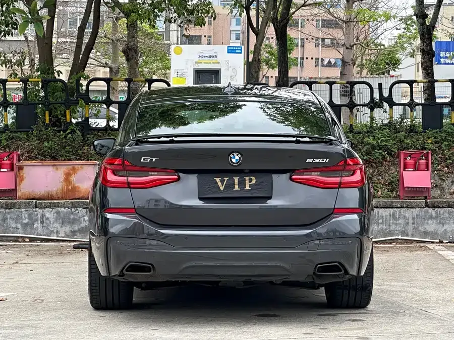 BMW 6 Series GT 2022 630i M Sport Package 2022 — миниатюра 5