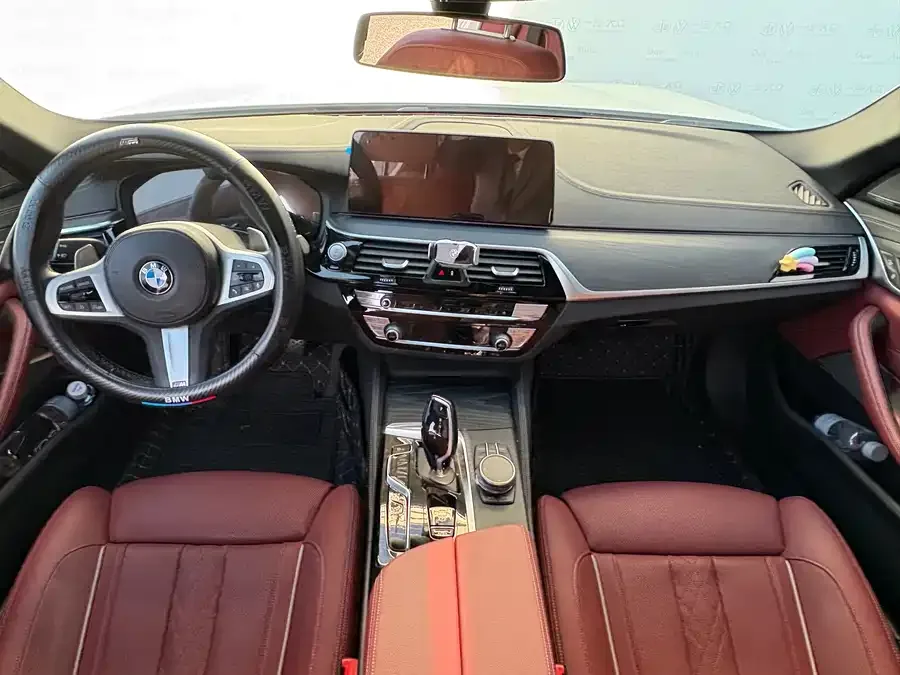 BMW 5 Series BMW 5 Series 2023 530Li Exclusive M Sport Package 2022 — миниатюра 2