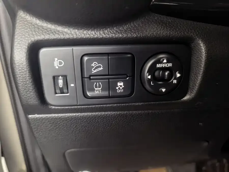 Kia KX1 Yipao 2021 1.4L automatic fun version 2024 — миниатюра 5