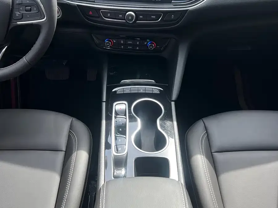 Buick Regal Regal 2024 25T Super Edition 2024 — миниатюра 3