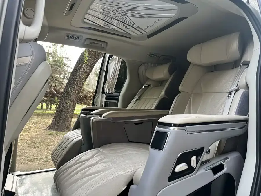 Buick GL8 2022 ES Lu Zun 653T Comfort Edition 2022 — миниатюра 2