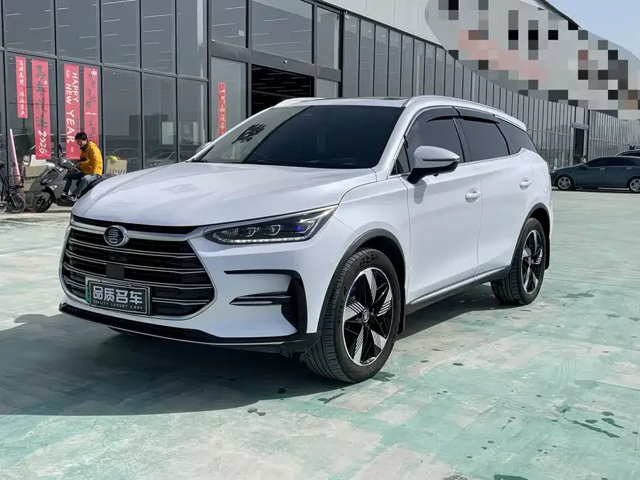 BYD Tang New Energy Tang New Energy 2023 DM-i Champion Edition 112KM Premium Edition 2023 — фото 1, купить с доставкой в Москву