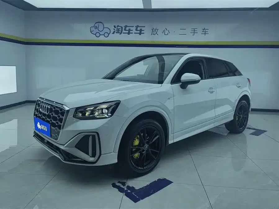 Audi Q2L 2022