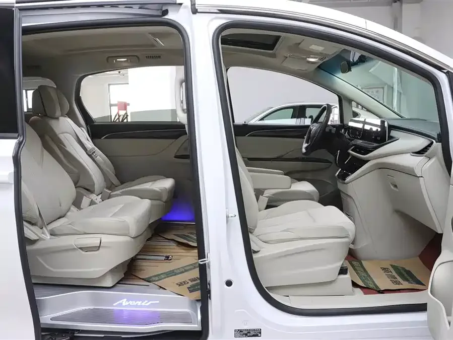 Buick GL8 2022 ES Lu Zun 653T Comfort Edition 2022 — миниатюра 5