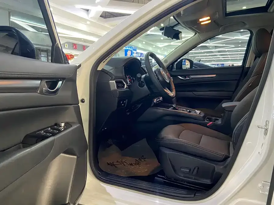 Mazda CX5 2022 2.0L Automatic 2WD Smart Edition 2022 — миниатюра 4