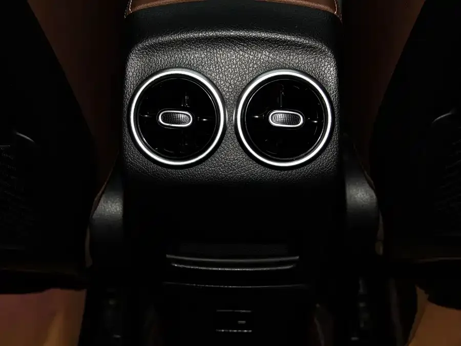 Mercedes-Benz GLB-Class Mercedes-Benz GLB 2023 GLB 220 Fashion Edition 2023 — миниатюра 2
