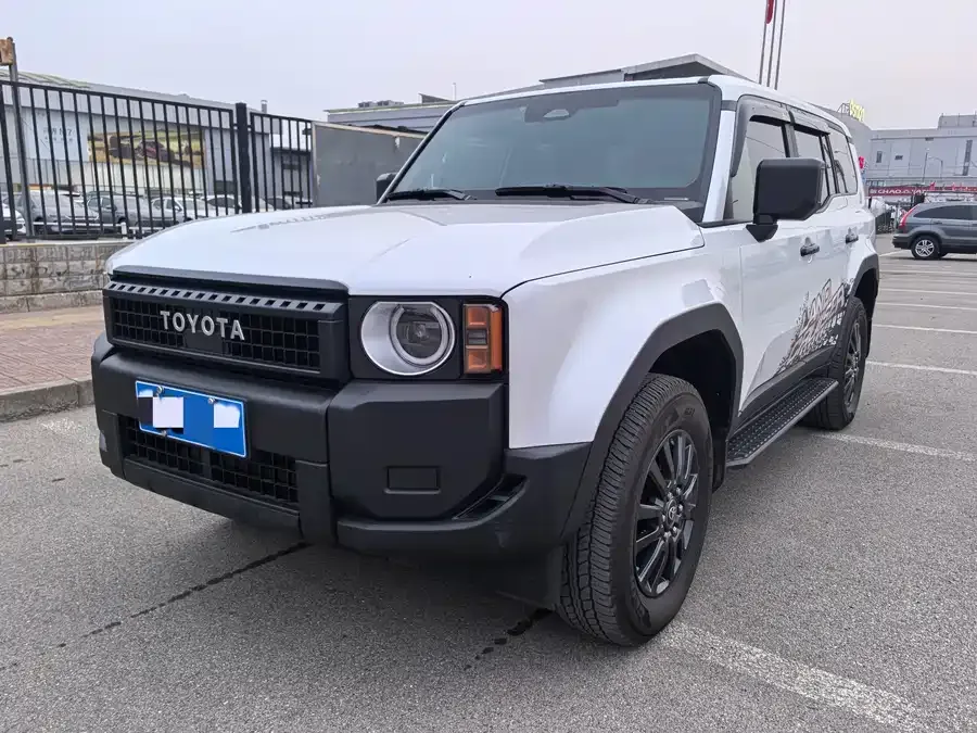 Toyota Prado 2025