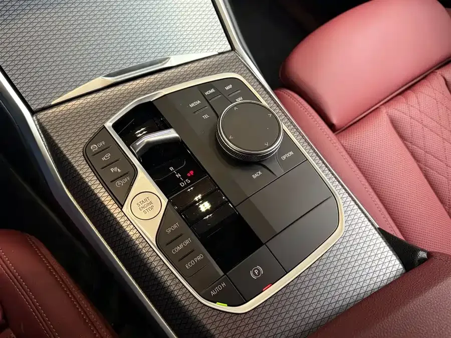 BMW 3 Series BMW 3 Series 2024 325i M Sport Night Edition 2024 — миниатюра 4