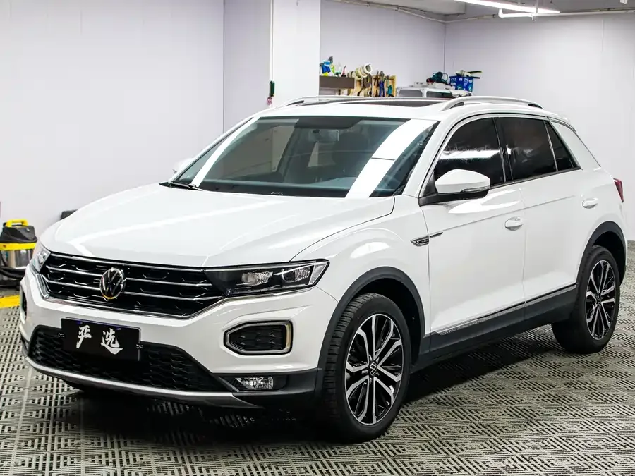 Volkswagen T-ROC T-ROC 2021 facelift 280TSI DSG two-wheel drive elite intelligent version 2022 — фото 1, купить с доставкой в Москву