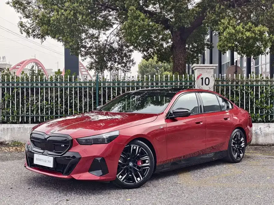 BMW i5 M60 2024