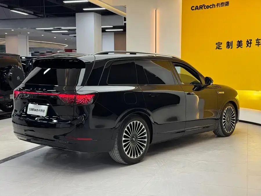 AITO M9 Wenjie M9 2024 Extended Range Max Edition 42kWh 6-seater Edition 2024 — миниатюра 2