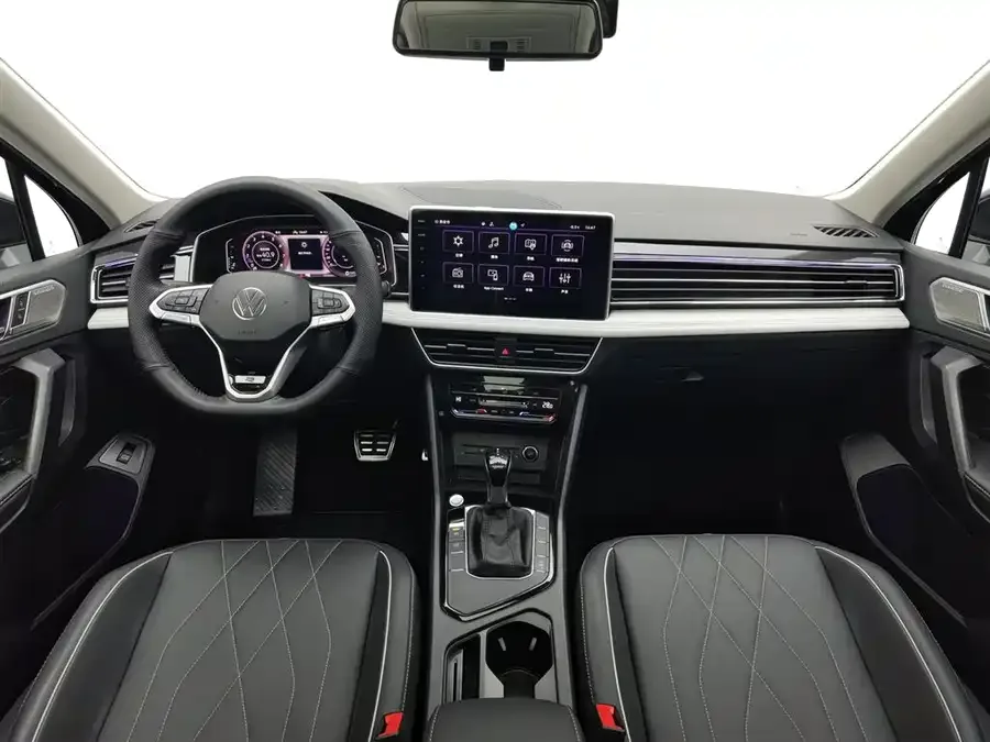 Volkswagen Tiguan L Tiguan L 2025 Outstanding Model 300TSI Automatic 2WD Longteng Edition 2025 — миниатюра 2