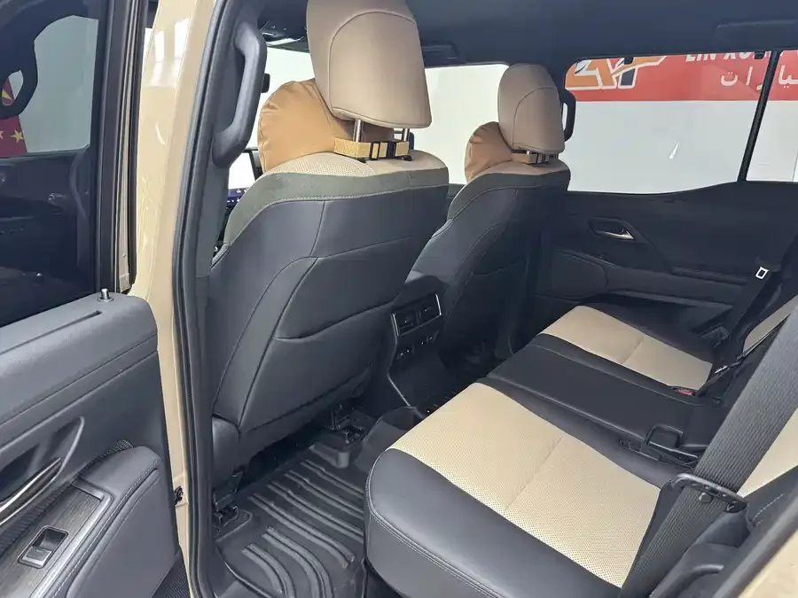 Lexus GX 2024 Overtrail Peak Edition 2024 — миниатюра 2