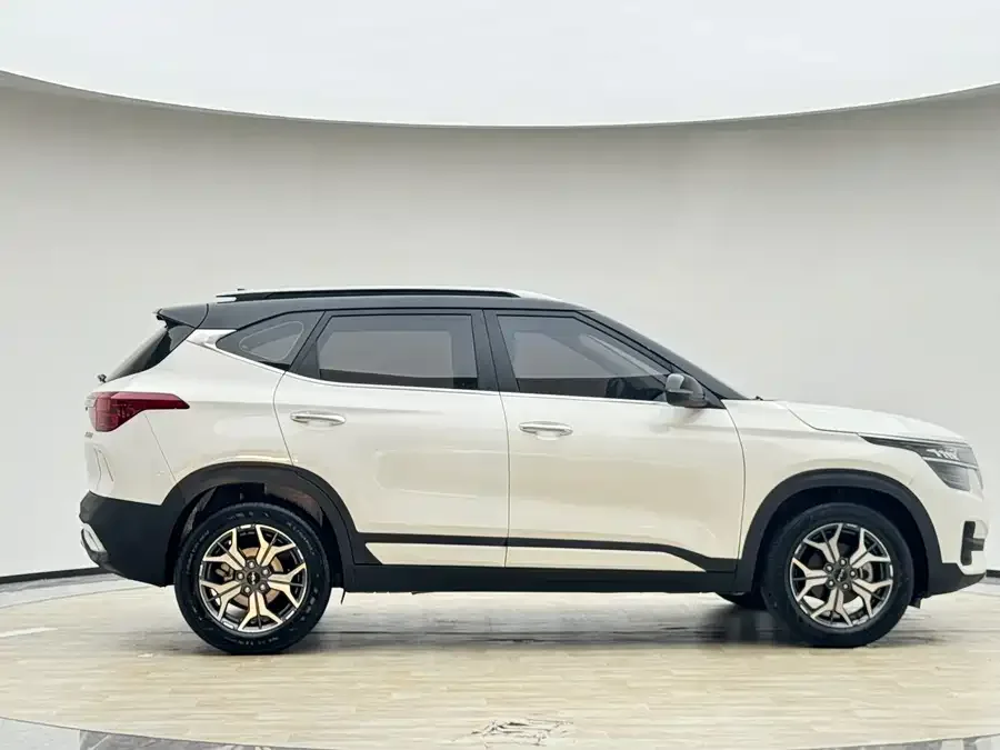 Kia KX3 Aopao (Seltos) KX3 2021 1.5L CVT Trend Edition 2022 — миниатюра 3