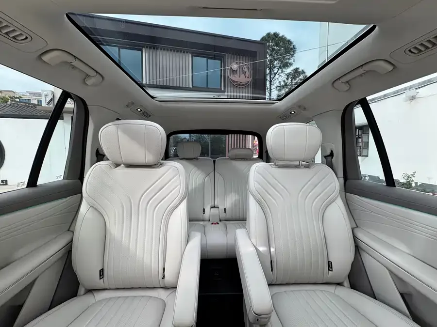 Geely Galaxy M9 Galaxy M9 2025 230km 2WD Exploration Edition 2025 — миниатюра 5