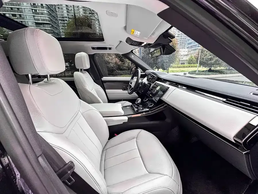 Land Rover Range Rover Sport Range Rover Sport 2023 360PS S 2023 — миниатюра 3