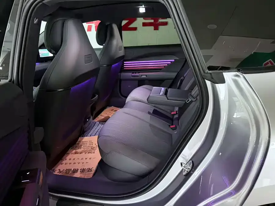 Audi E5 Sportback Audi E5 Sportback 2026 Pioneer Quattro 2025 — миниатюра 3