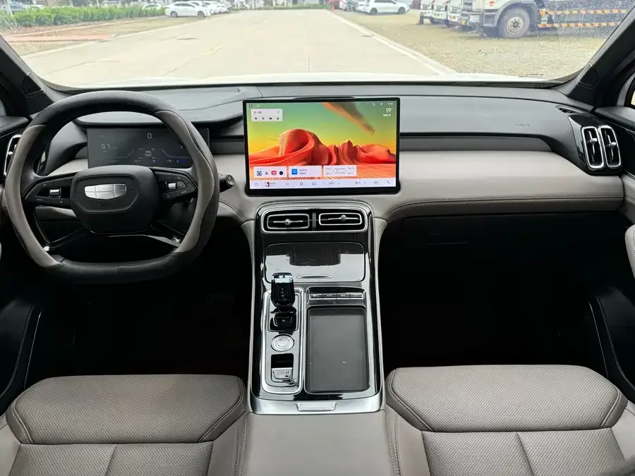 Geely Atlas L Boyue L 2025 fourth generation 1.5TD DCT starts 2025 — миниатюра 5