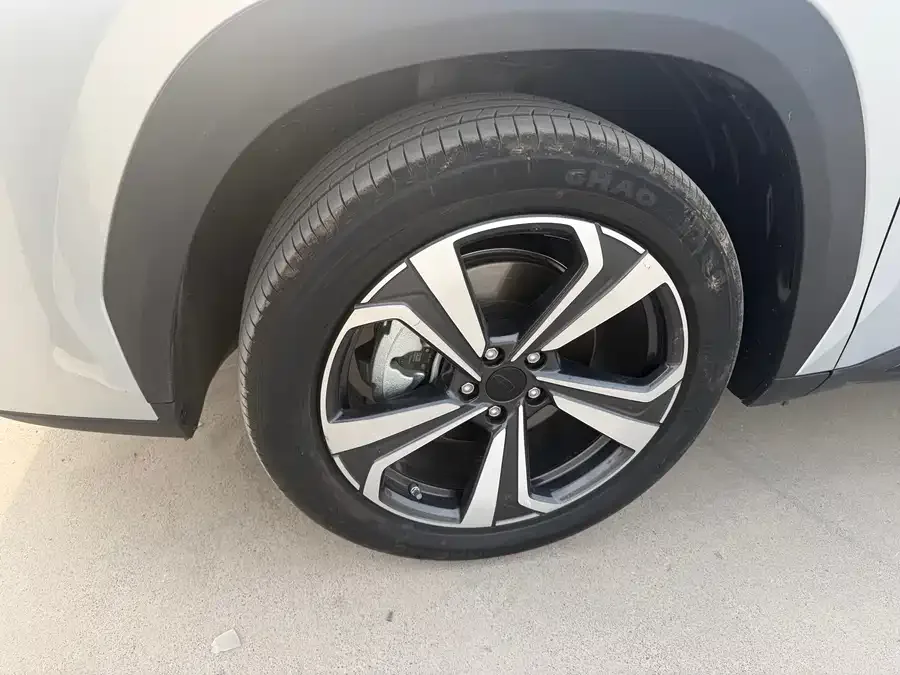 Geely Atlas L Boyue L 2025 fourth generation 1.5TD DCT sails 2025 — миниатюра 5