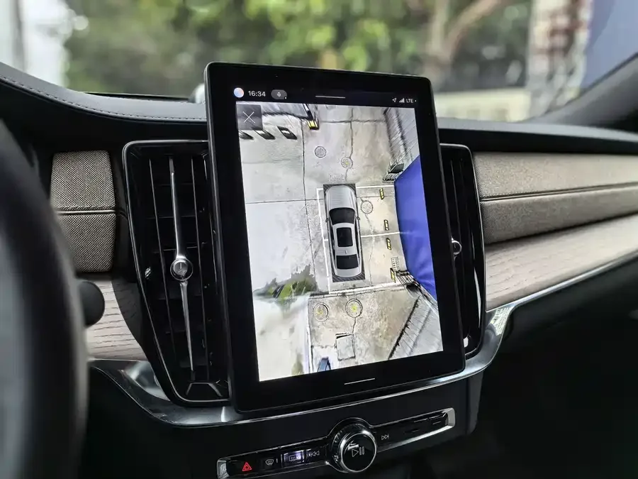 Volvo S90 plug-in hybrid Volvo S90 Plug-in Hybrid 2026 Plug-in Hybrid Four-Wheel Drive Long-Range Zhiya Luxury Edition 2025 — миниатюра 3